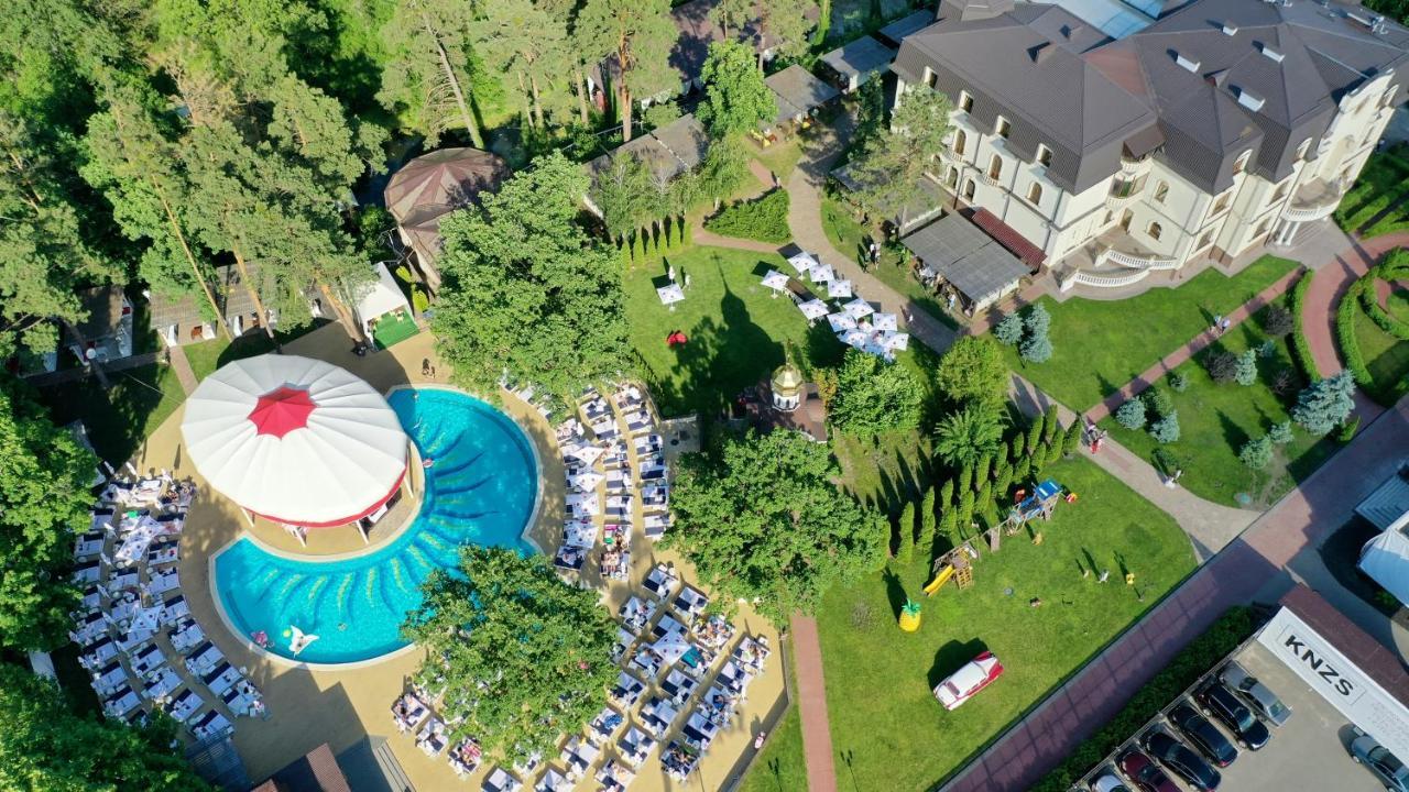 Koncha Zaspa Park Kozyn Exterior foto